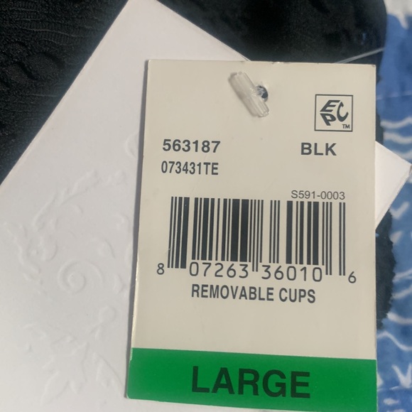 NWT BECCA CAPTURE LACE CROCHET BRALETTE BIKINI TOP (BLACK) - Picture 12 of 16